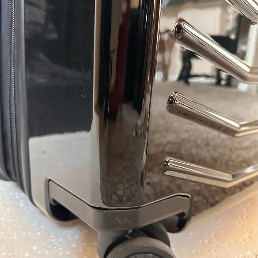 Porsche Black Luxury Suitcase 56 x 82 x 32/36 cm 22 x 32 x 12,5/14 inch